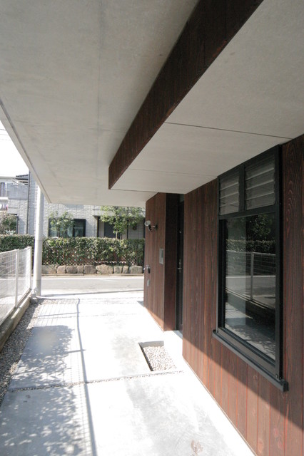 船の家 modern-entry