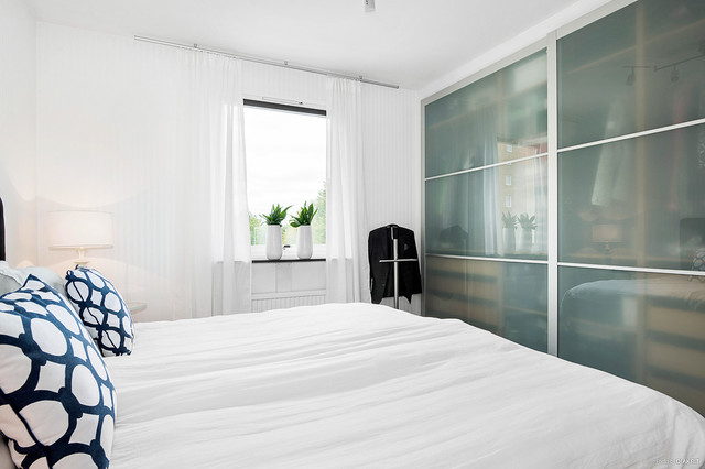 Sovrum modern-bedroom