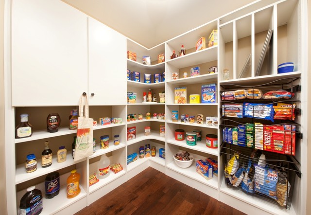Pantry modern-kitchen