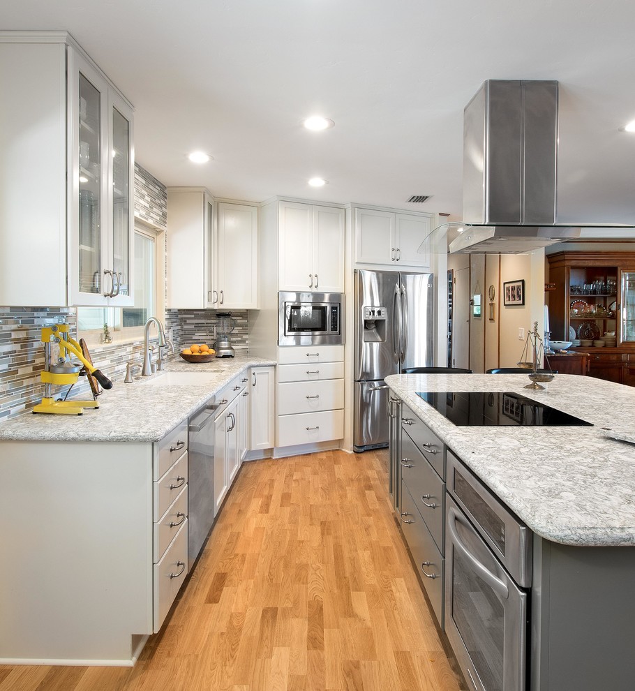 Inspiration for a transitional kitchen remodel in Orange County