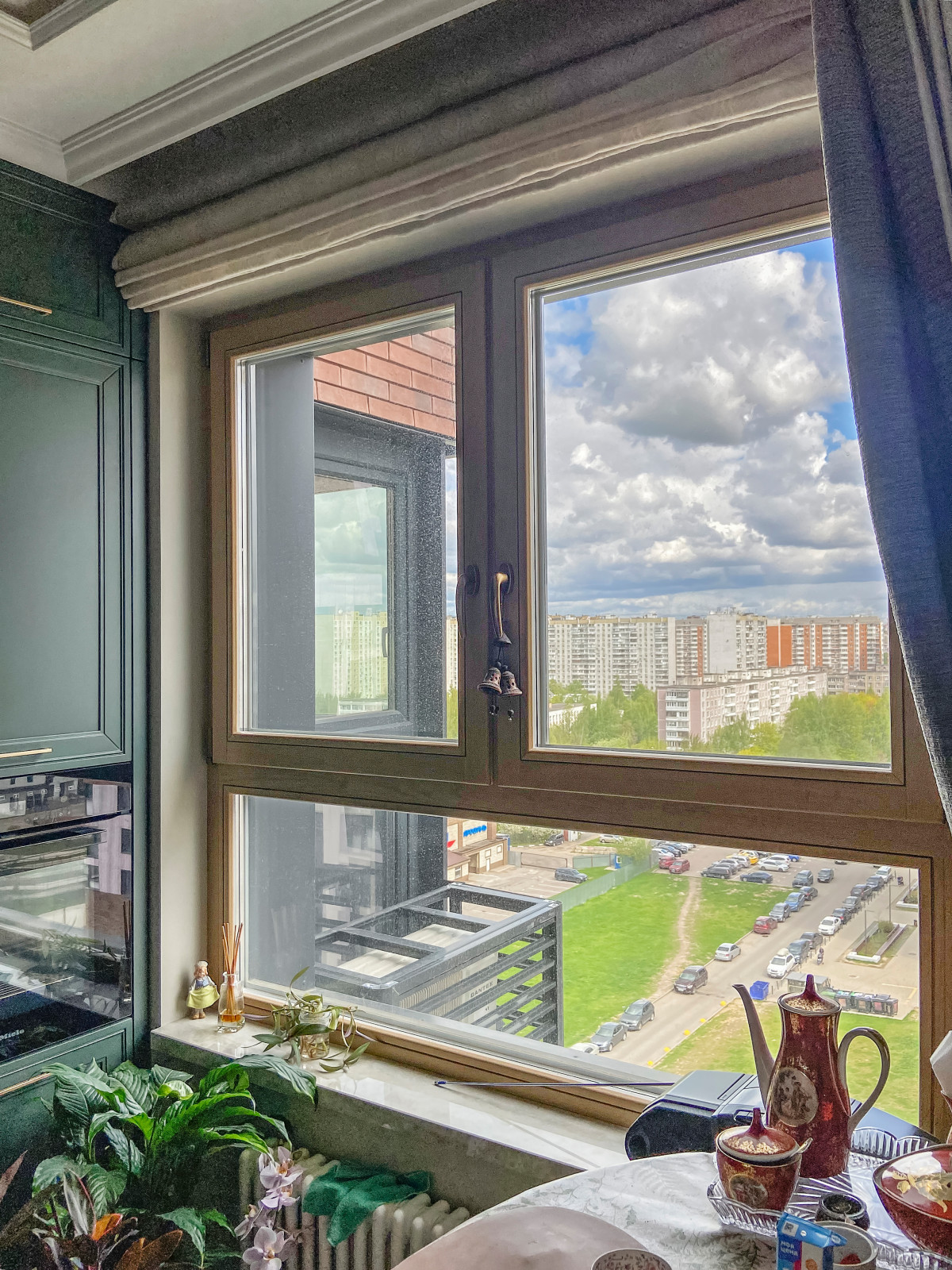 Дерево-алюминиевые окна из дуба в ЖК "Гринада".