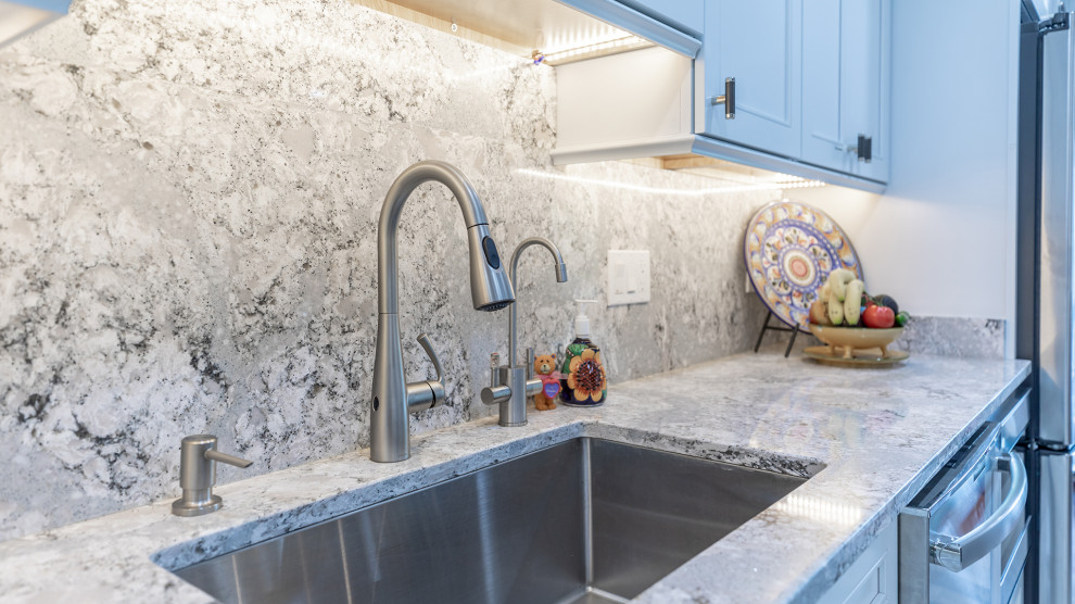 Example of a transitional kitchen design in Boston