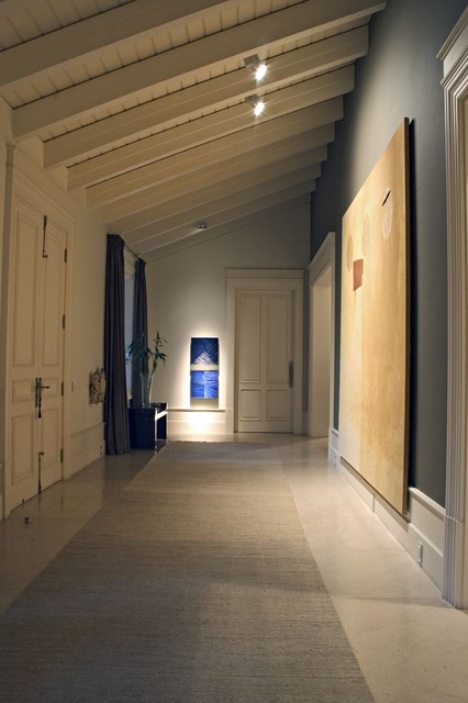 Studio Marcelo Brito contemporary-hallway-and-landing
