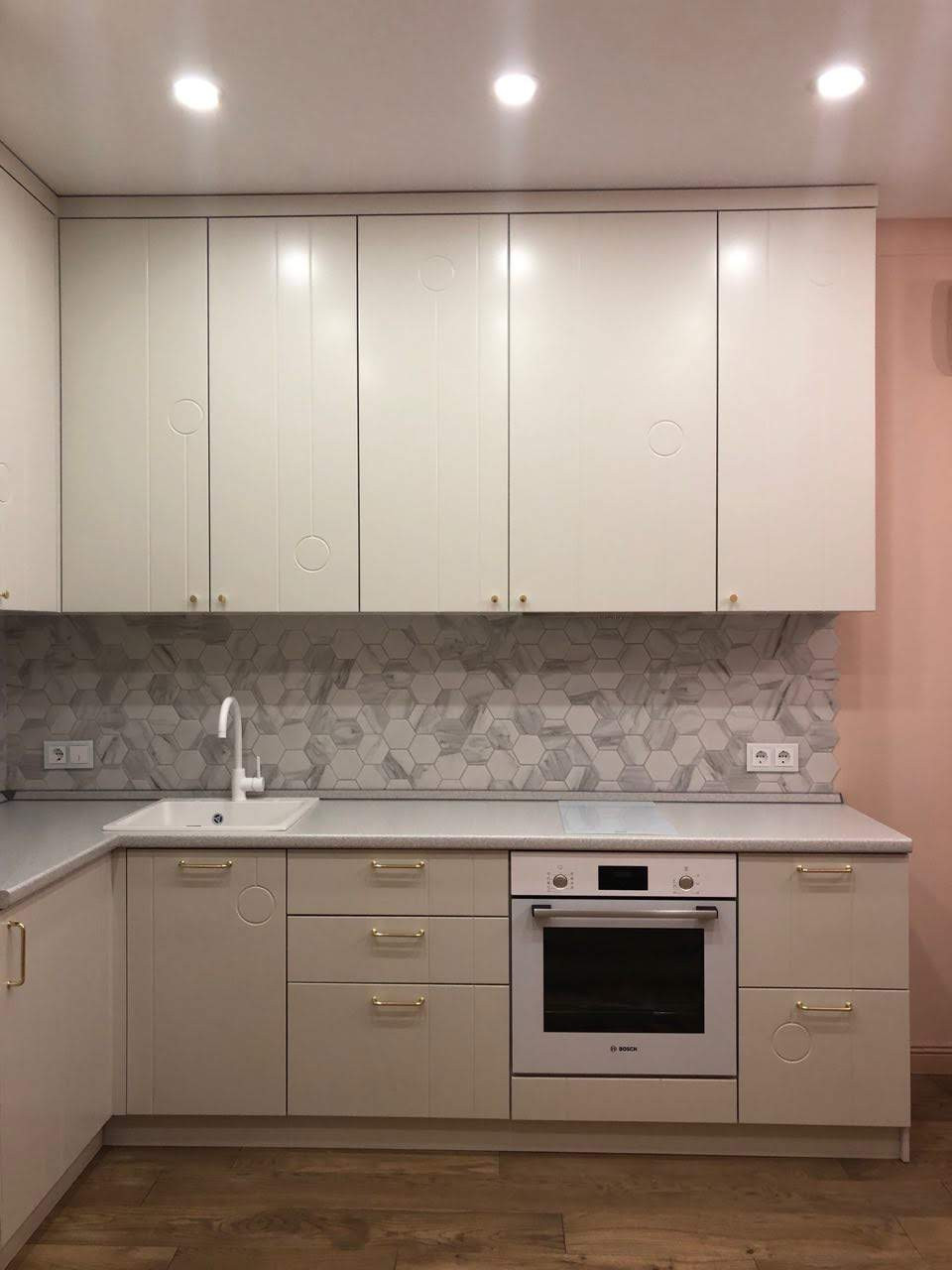 Кухня в студии в ЖК Татьянин Парк