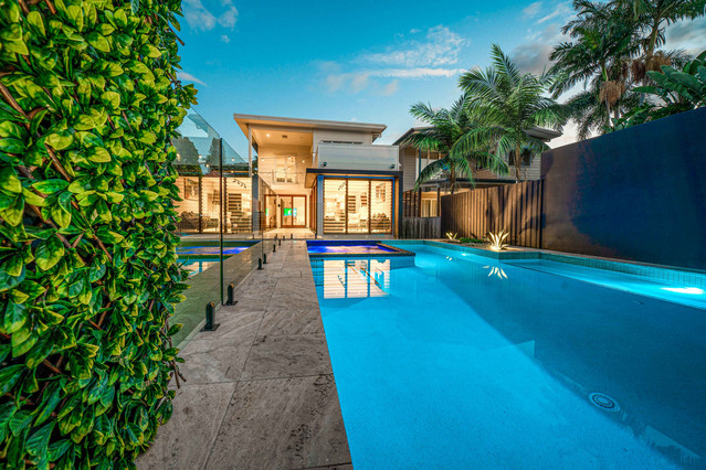Hamilton moderne-pool