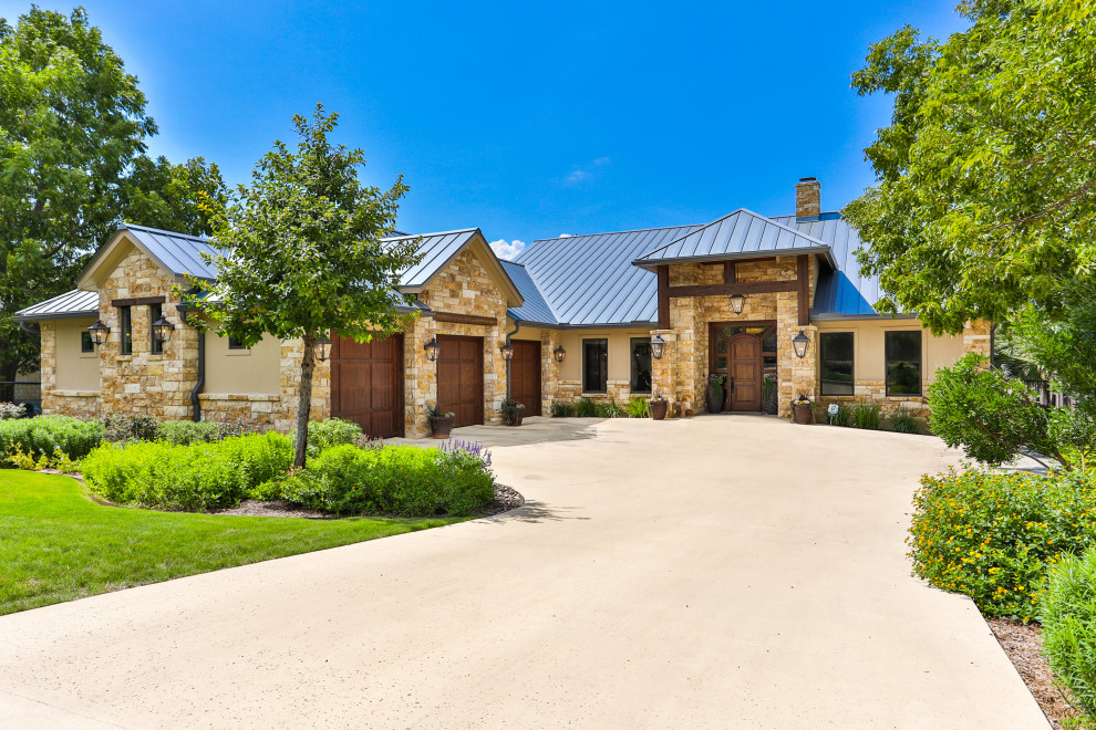 This is an example of a traditional exterior in Austin.