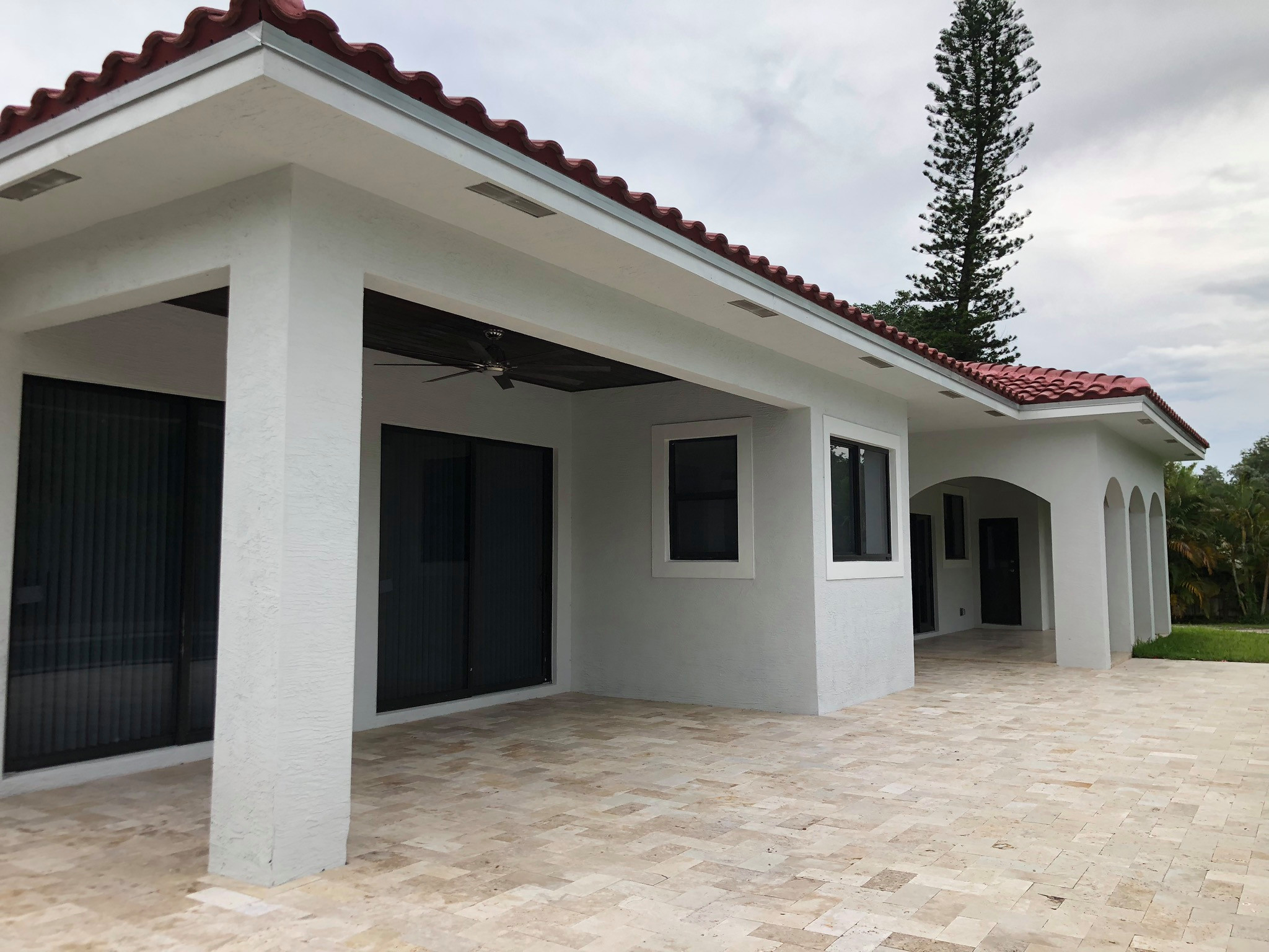 Coconut Lane Residence: Back Patio