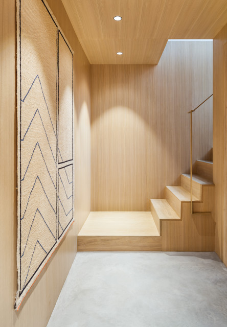 Contemporary Staircase contemporaneo-scale