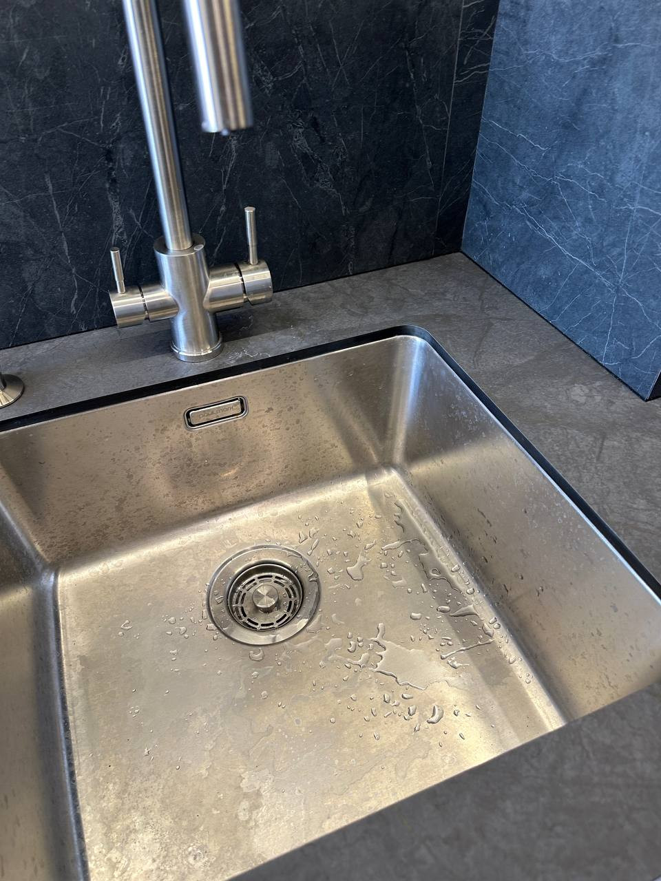 Кухня в современном стиле