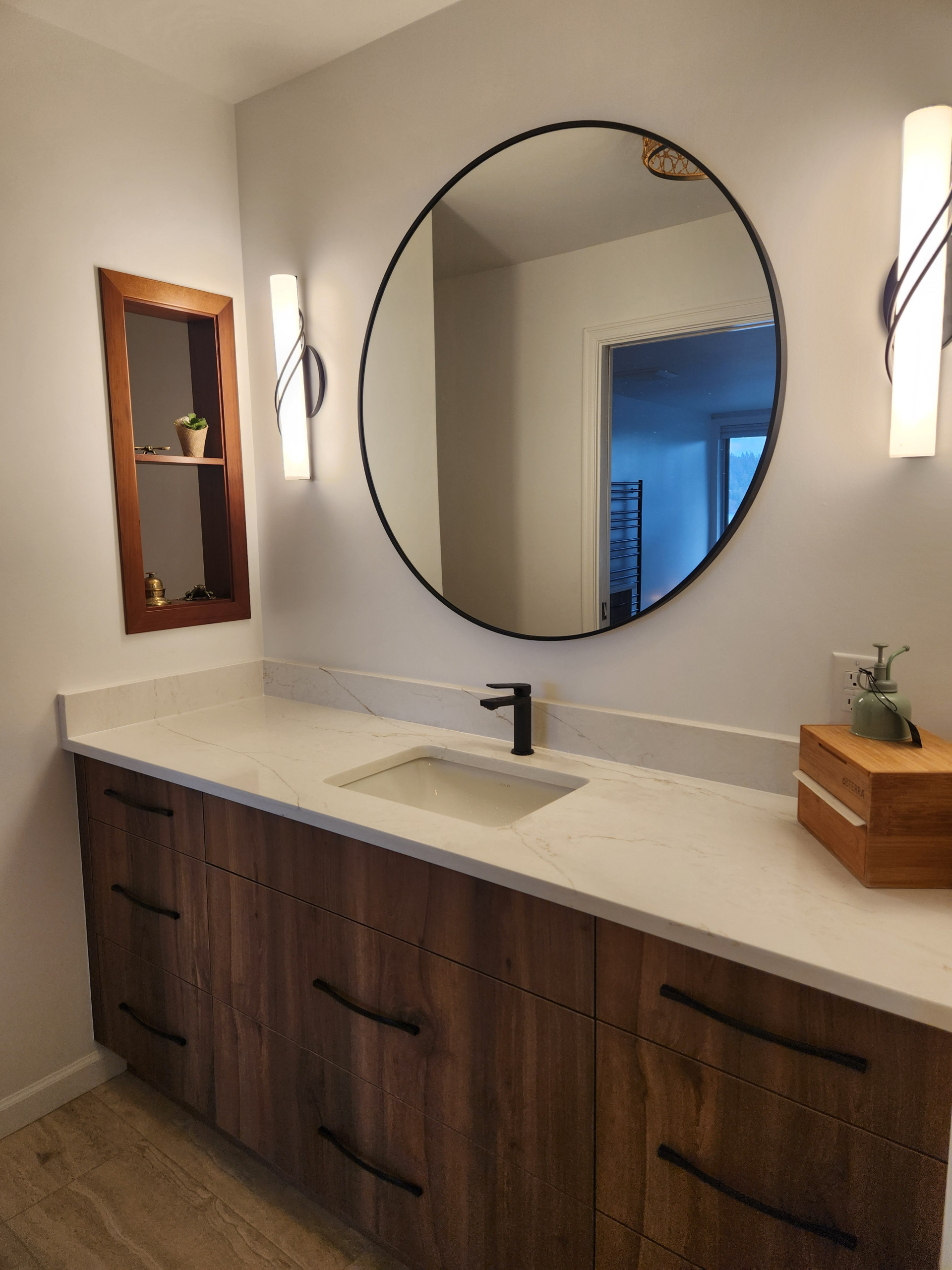 Harbour Rd. Ensuite