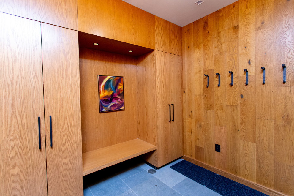 Mountain style entryway photo in Burlington