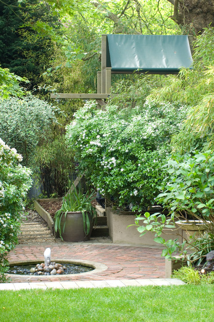 highgate garden contemporary-garden