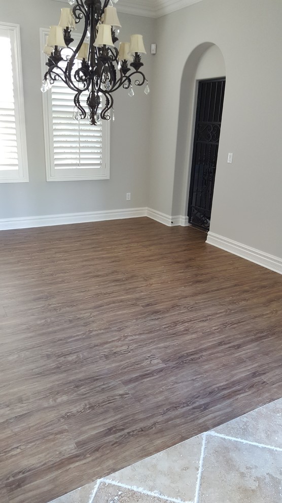 Prime Waterproof, Barn Door Oak - Vinyl Wood Look Plank ...