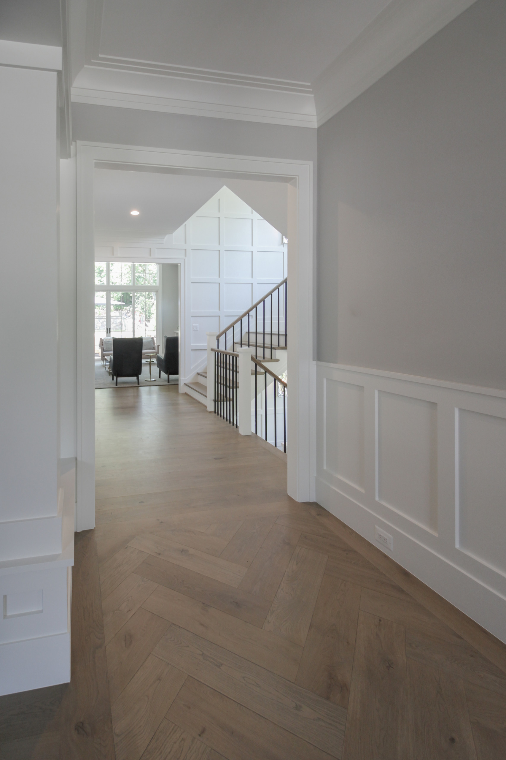 87_Welcoming and Functional Contemporary U-shaped Staircase, Arlington, VA 22207