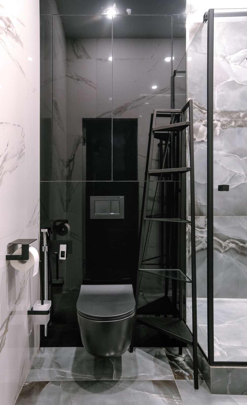 Двушка на набережной