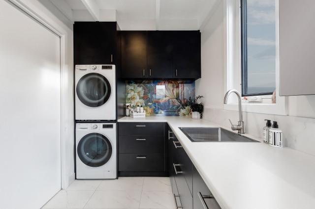 Before & After: An Accessible Bathroom & Laundry With Fun Accents ...