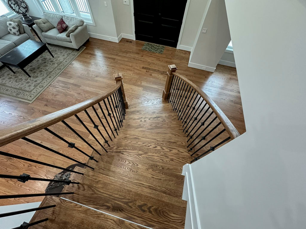 117_Distinct Oak Staircase with Iron Balusters & Oak Rail Profile, Chantilly VA