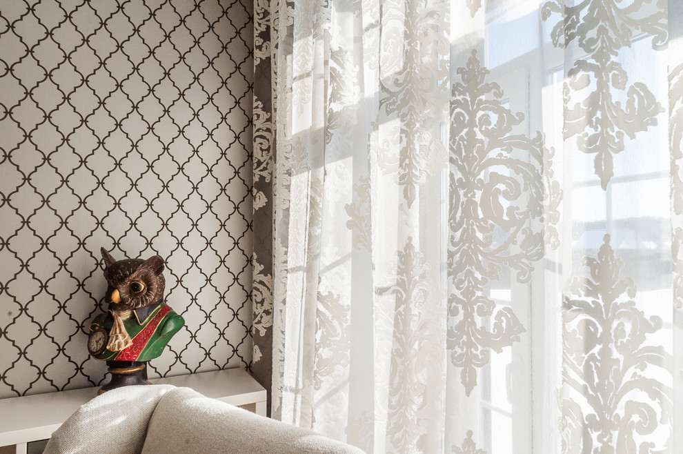 Загородный дом с розовой столовой