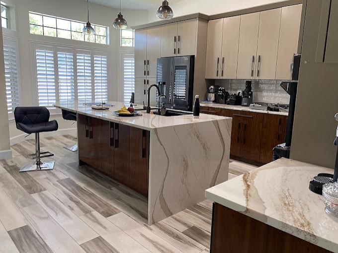 Kitchen - kitchen idea in Jacksonville