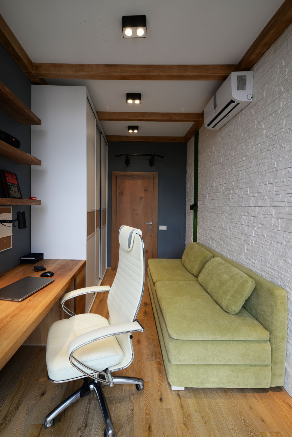 Современная квартира для молодой семьи