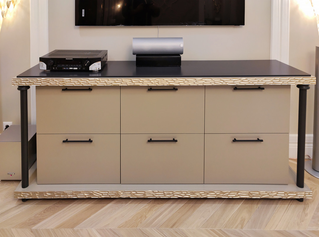 "ул. Академика Пилюгина"