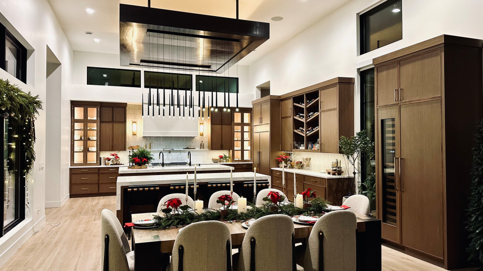 Kitchen - kitchen idea in Minneapolis