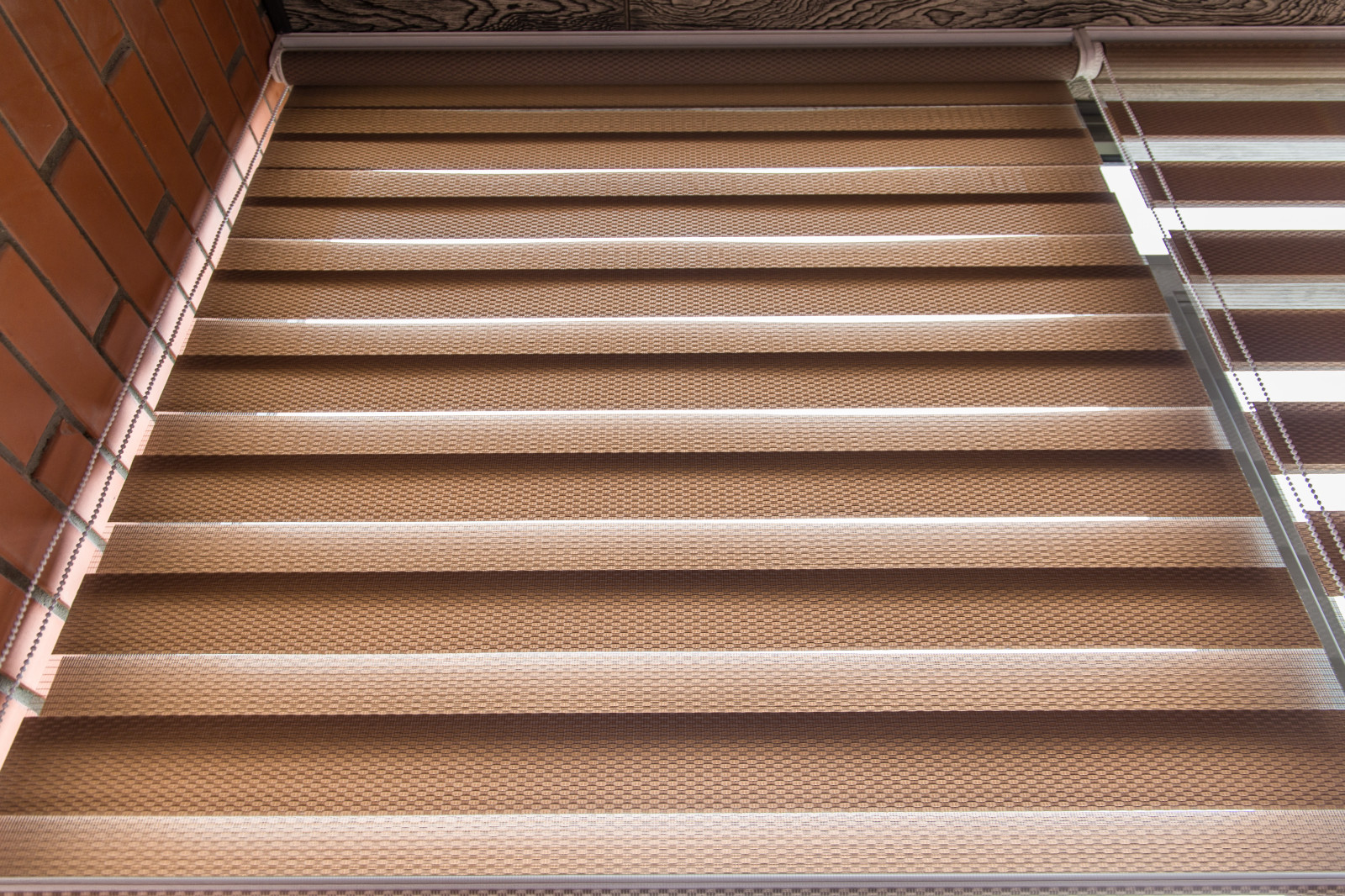 Рулонные шторы День/Ночь на балкон