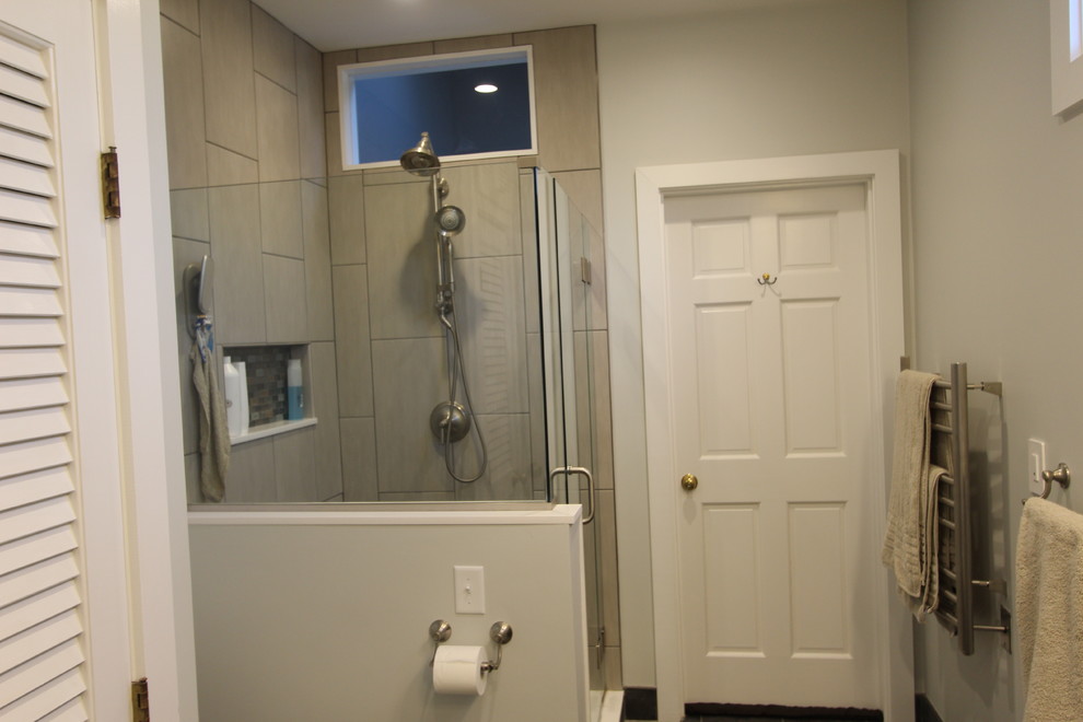 Two baths emerge from one!
