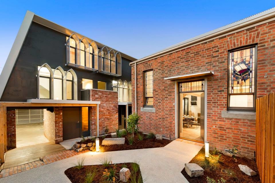 Design ideas for a contemporary exterior in Melbourne.
