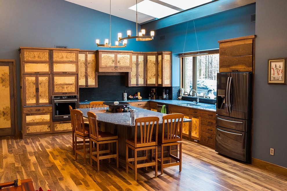 Kitchen - transitional kitchen idea in Indianapolis