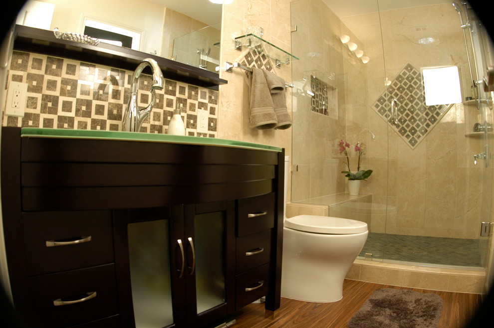 This is an example of a small traditional master bathroom in Austin.