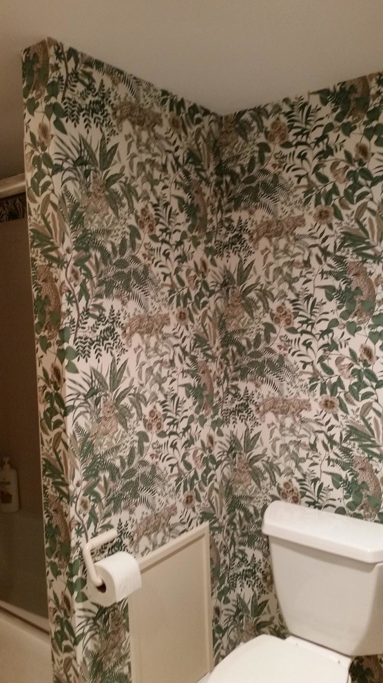 Wallpaper Repair: Bathroom