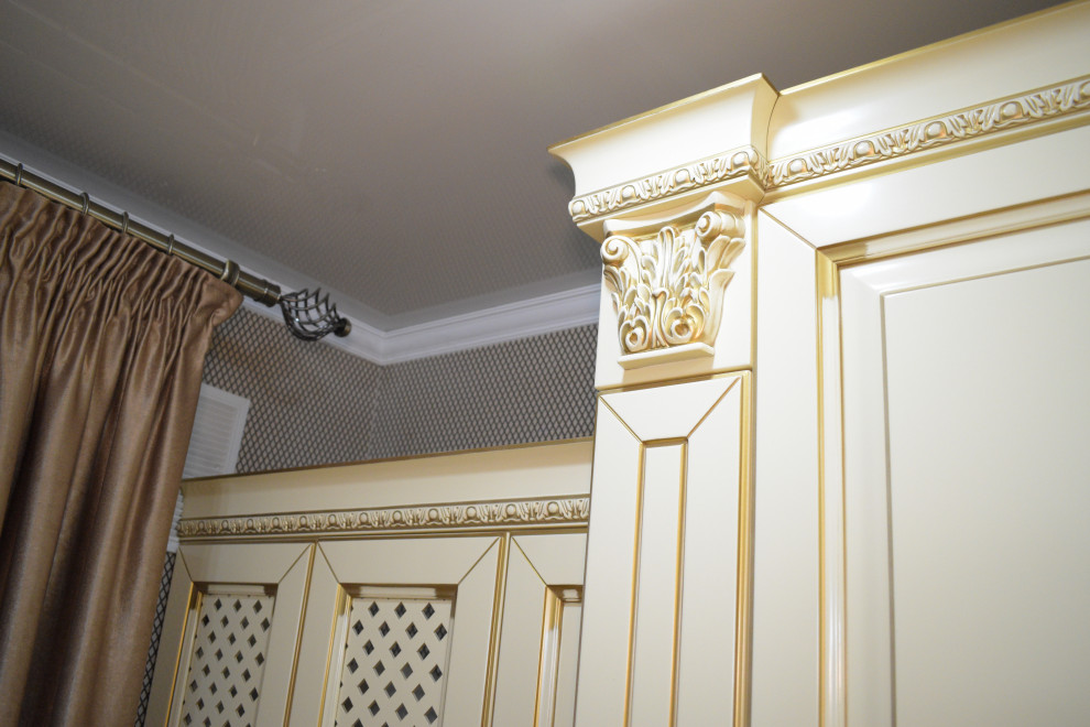 Кухня ЭКО из массива бука с золотой патиной