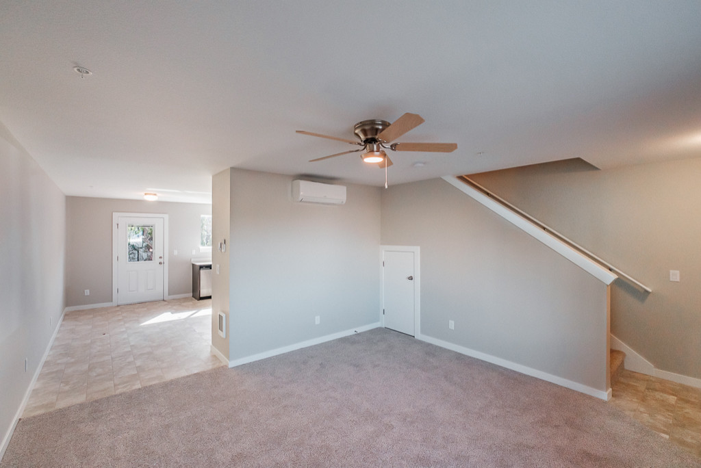 Plymouth Hills Apartments