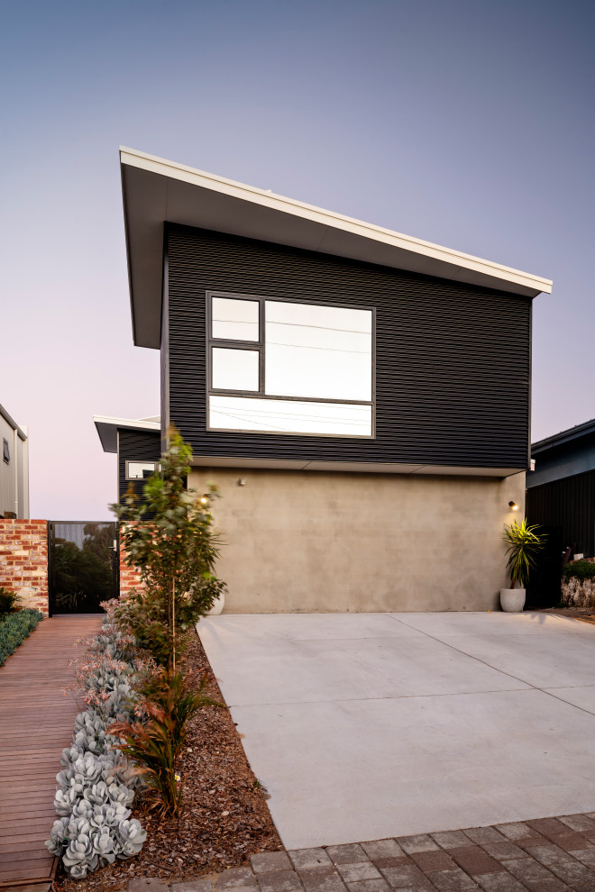 This is an example of a contemporary exterior in Perth.