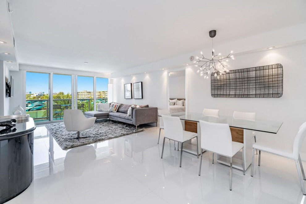 White Atmosphere | Modern vs Traditional