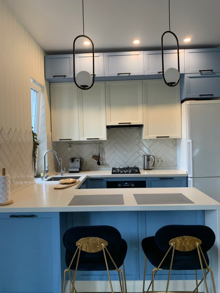 Кухня в доме с отделкой