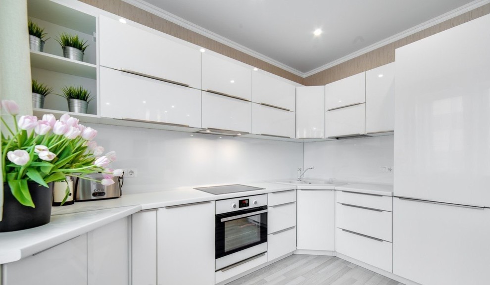 Кухня пластик