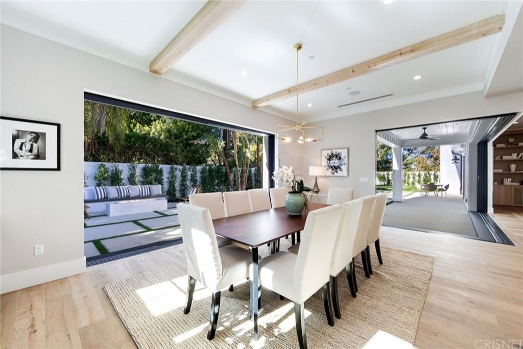 Custom Home - Edgerton Avenue Encino CA