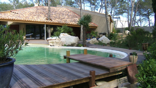Terrasse bois exotique Itauba mediterranean-pools-and-hot-tubs