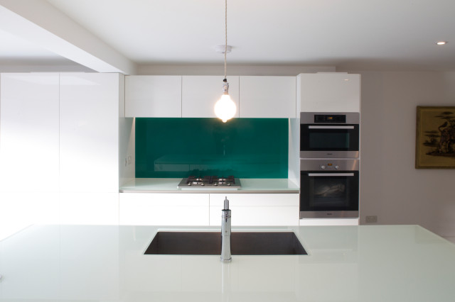 Inside-Outside Extension contemporary-koek