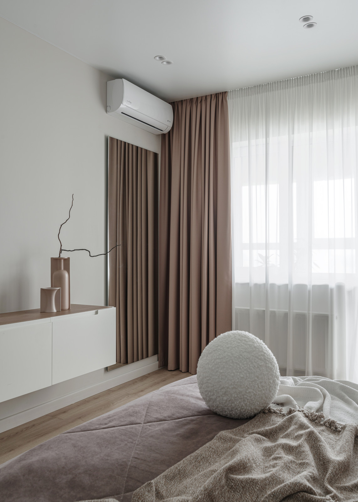 Спальня реализованного интерьера квартиры 100 кв.м.