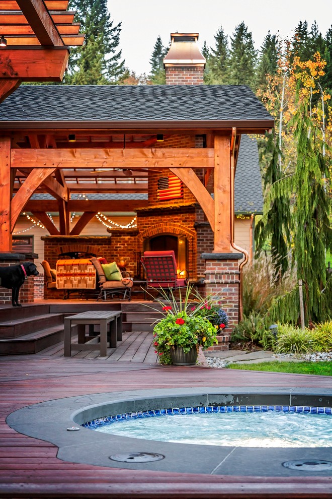 Mountain style deck photo in Portland