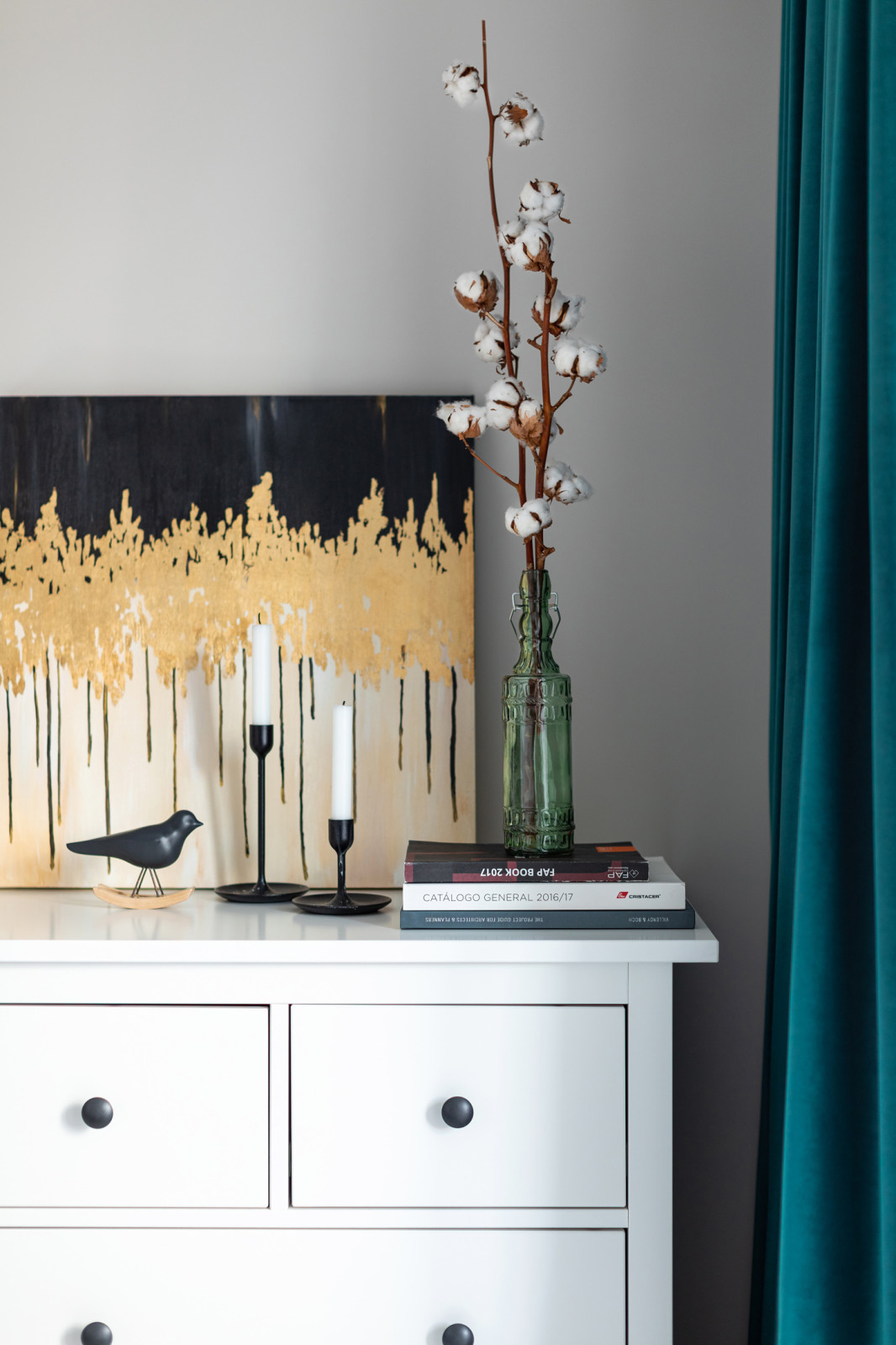 Яркая квартира для молодой девушки