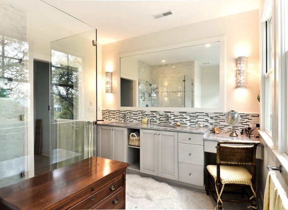 Mid-sized transitional master bathroom in Charleston with shaker cabinets, white cabinets, a corner shower, gray tile, matchstick tile, white walls, marble floors, an undermount sink, engineered quartz benchtops, white floor and a hinged shower door.