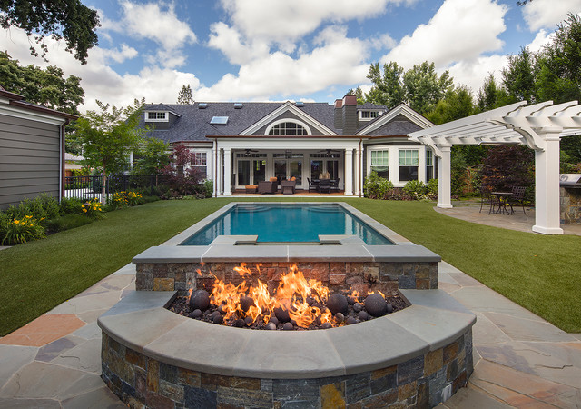 Masonry traditional-pool