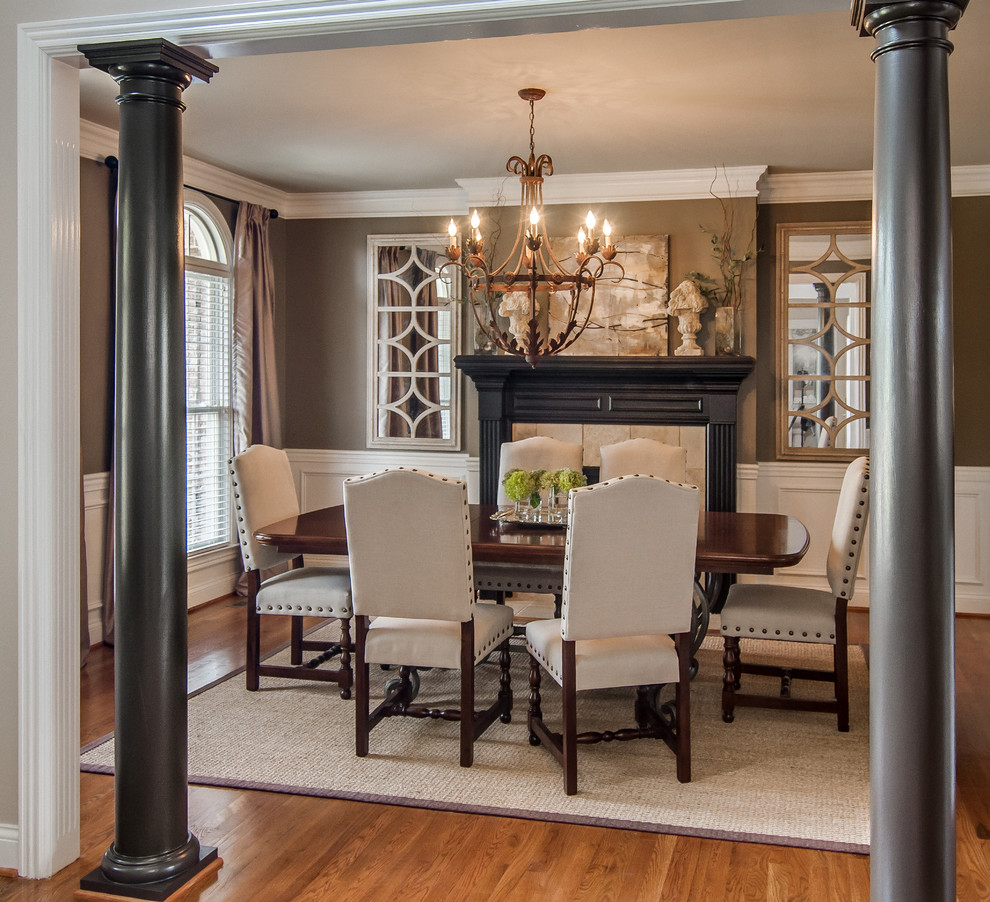 Inspiration for a transitional dining room in Nashville.