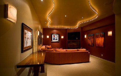 Example of a transitional home design design in Denver
