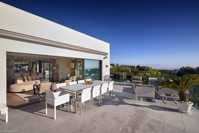Super Cannes moderno-patio