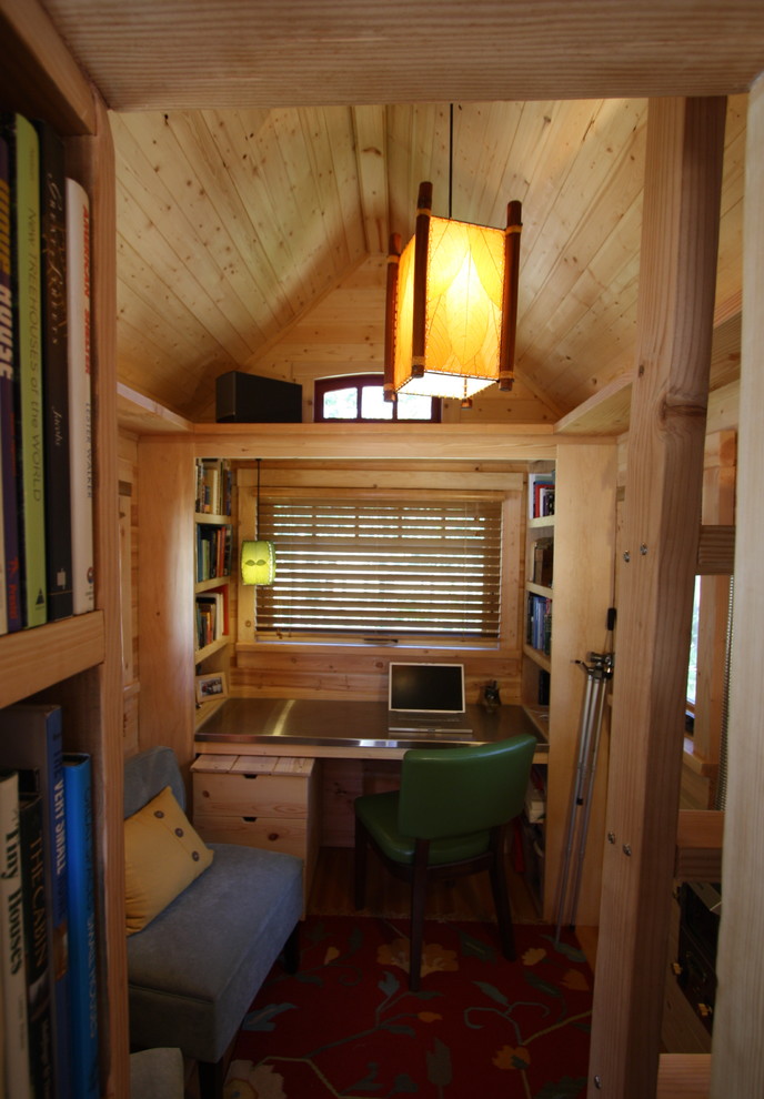 Photo of a country home office in Raleigh.